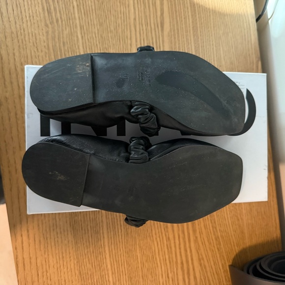 Ganni Black Leather Ruched Flats - Picture 3 of 3